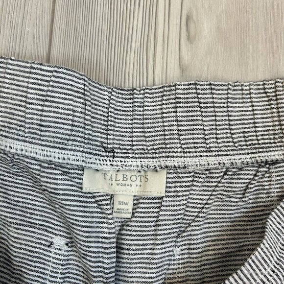 Women’s Talbots 18W Linen Blend Casual Shorts 9” Inseam Striped Pockets - Picture 4 of 10